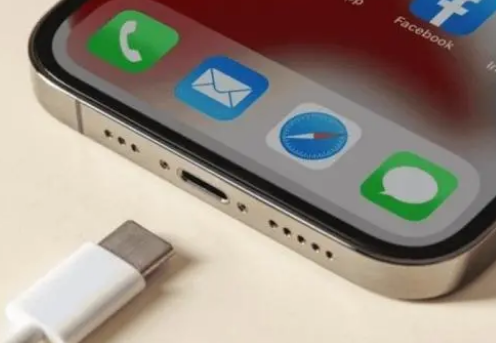 蒲县苹果15维修分享iPhone15改USB-C接口后能和安卓用户互借充电器吗 